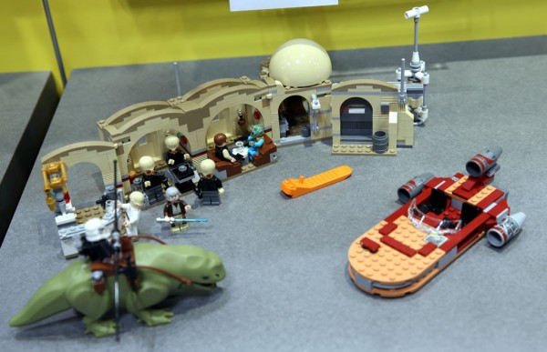 75052 Mos Eisley Cantina