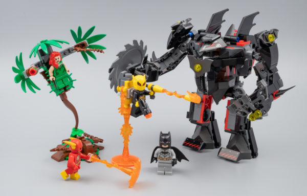 76117 Batman Mech vs. Poison Ivy Mech