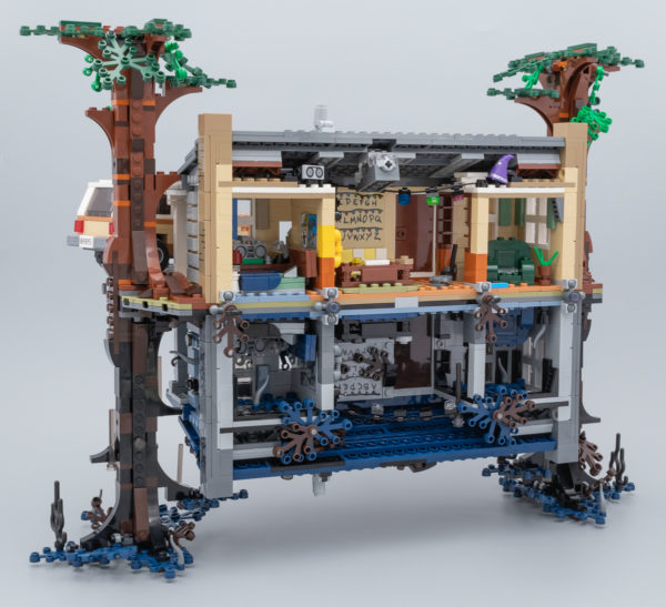 LEGO Stranger Things 75810 The Upside Down