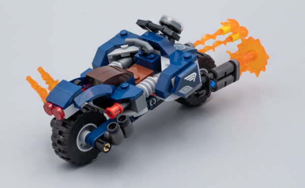 76123 Captain America Outriders Attack