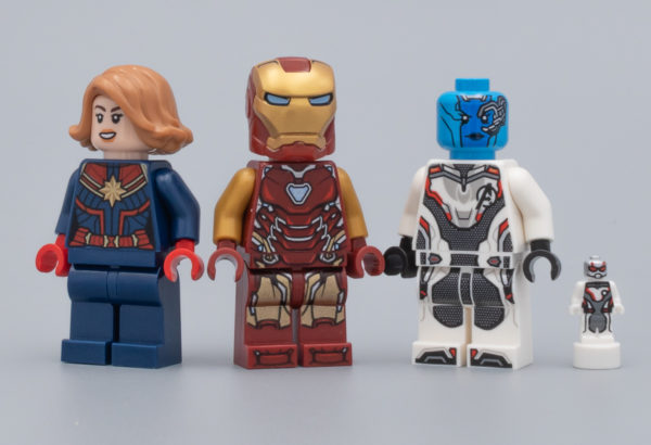 76131 Avengers Compound Battle