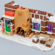 10267 Gingerbread House