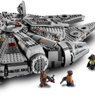 75257 Millennium Falcon