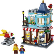 31105 Townhouse Toy Store