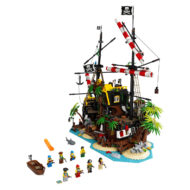 21322 Pirates of Barracuda Bay