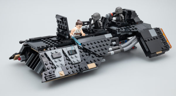 75284 Knights of Ren Transport Ship