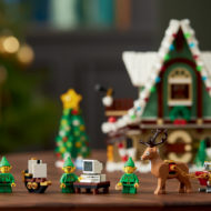 LEGO Winter Village 10275 Elf Club House