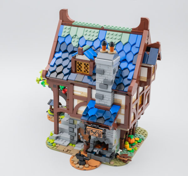 ▻迅速にテスト済み：LEGO Ideas 21325 Medieval Blacksmith-HOTH BRICKS