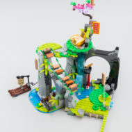 LEGO Monkie Kid 80024 The Legendary Flower Fruit Mountain