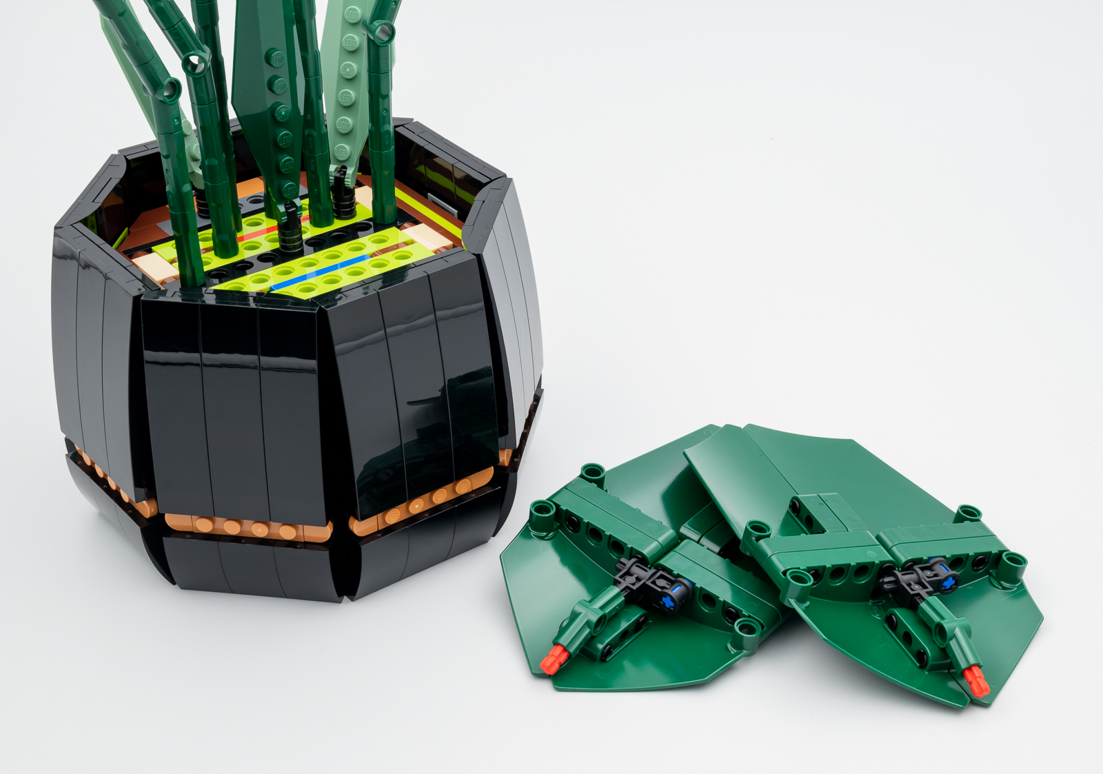 L'oiseau de paradis : une plante verte de plus façon LEGO - Planète Briques