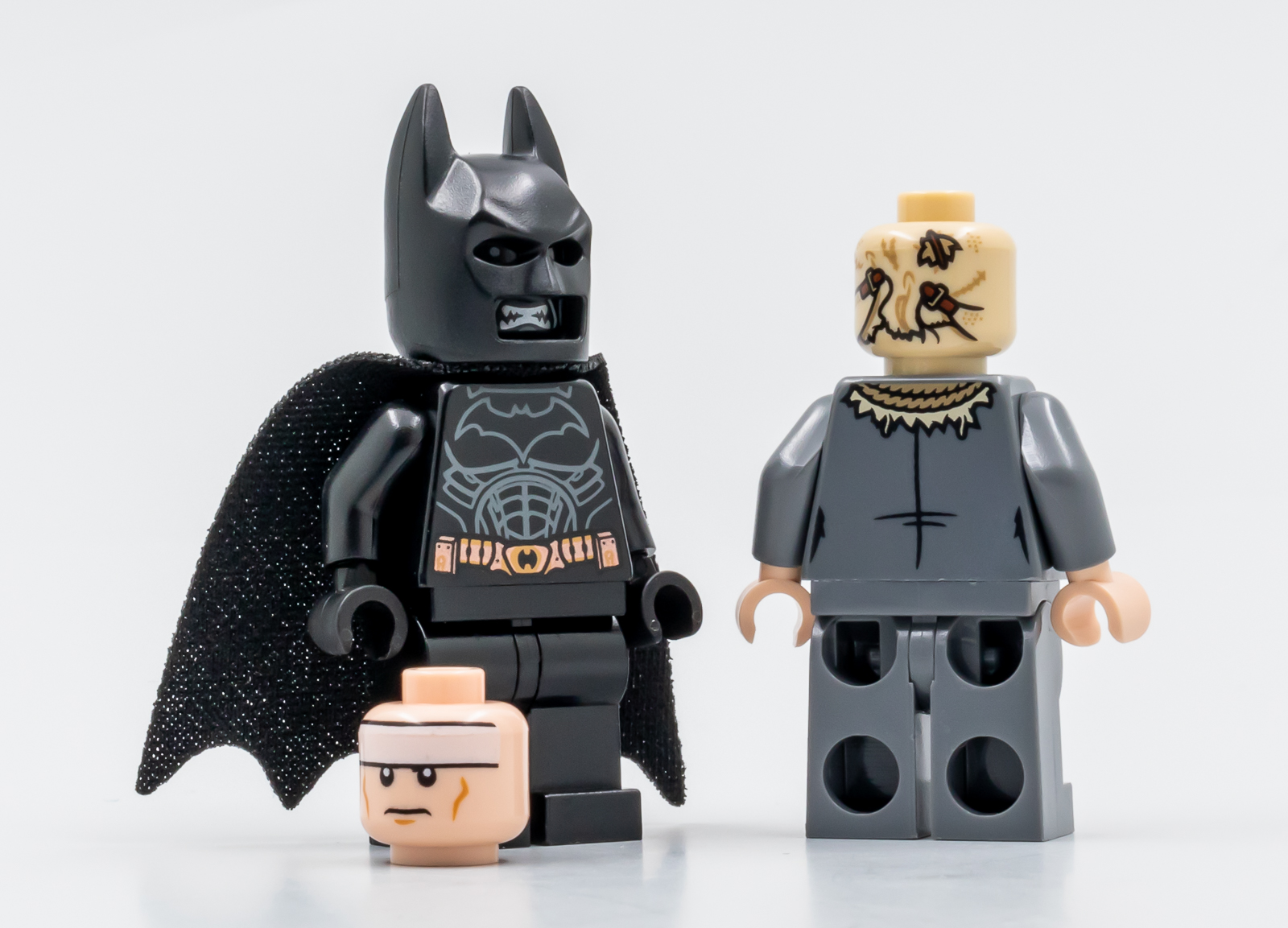  LEGO DC Batman Batmobile Tumbler: Scarecrow Showdown