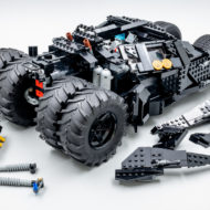 76240 lego dc comics batman matmobile tumbler 11