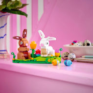 40523 lego seasonal easter rabbits display 3