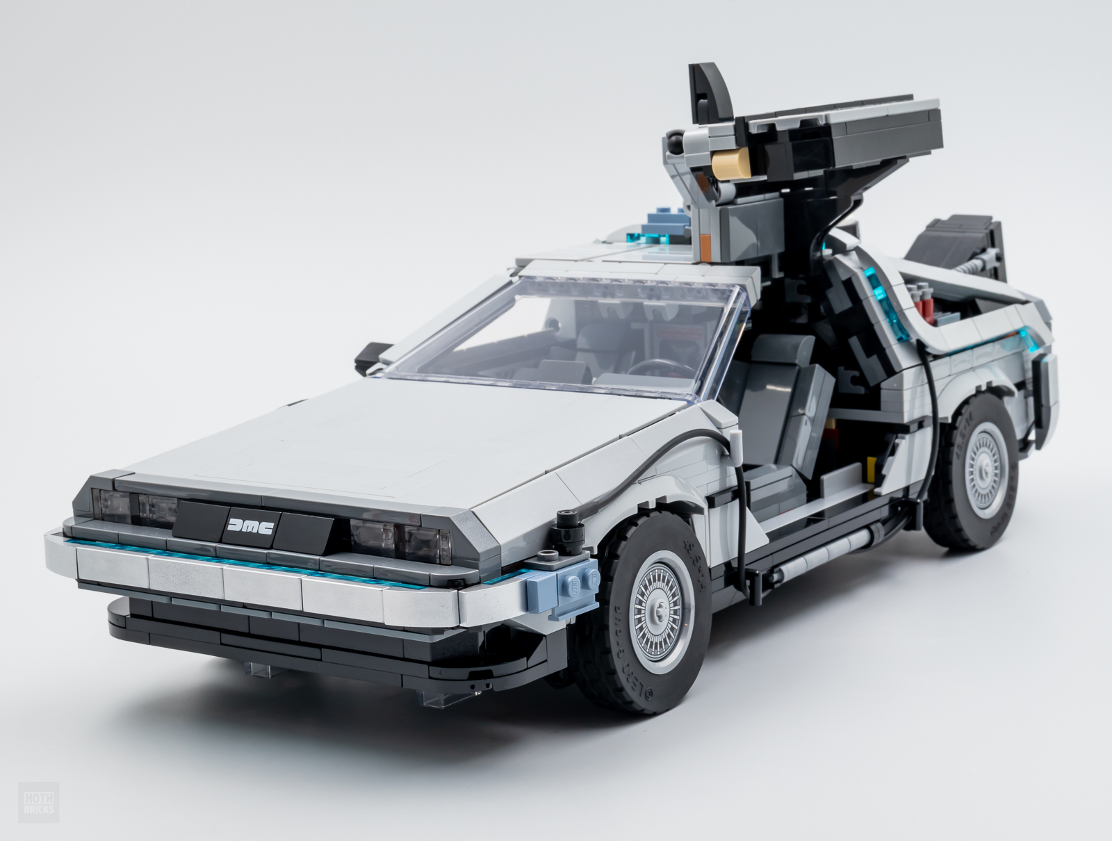 Has LEGO Hit Perfection?  LEGO Back To The Future DeLorean 2022 