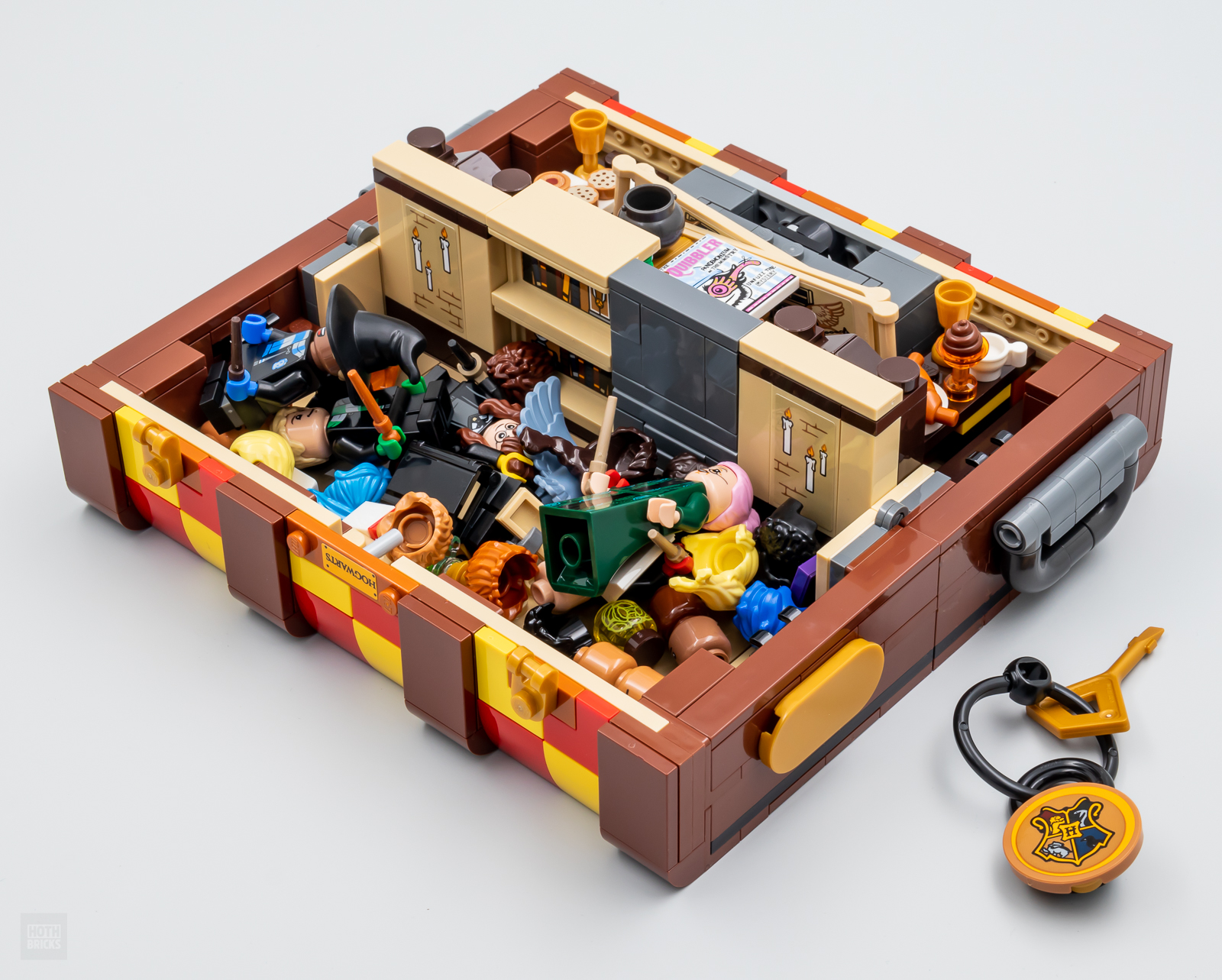 LEGO Harry Potter La malle magique de Poudlard - 603 pièces