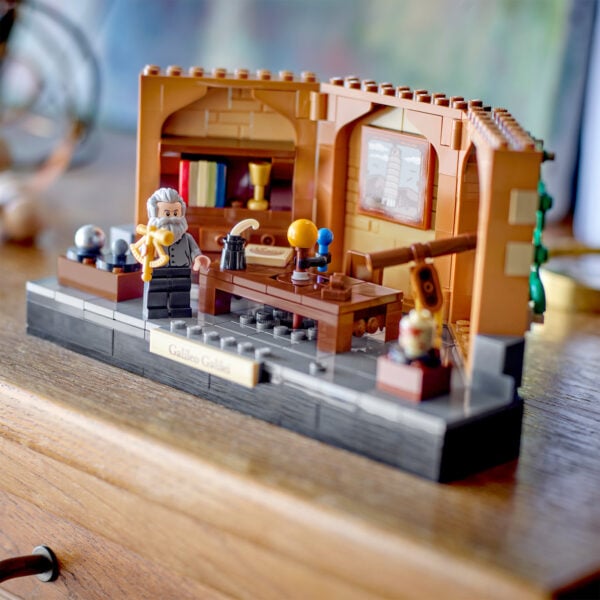 40595 lego tribute galileo galilei gwp 1