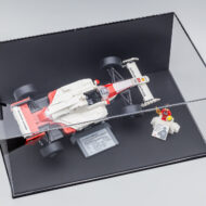 10330 lego icons mclaren mp4 4 ayrton senna 14