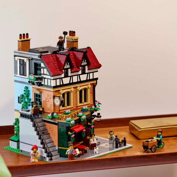 10350 lego icons modular tudor corner 3