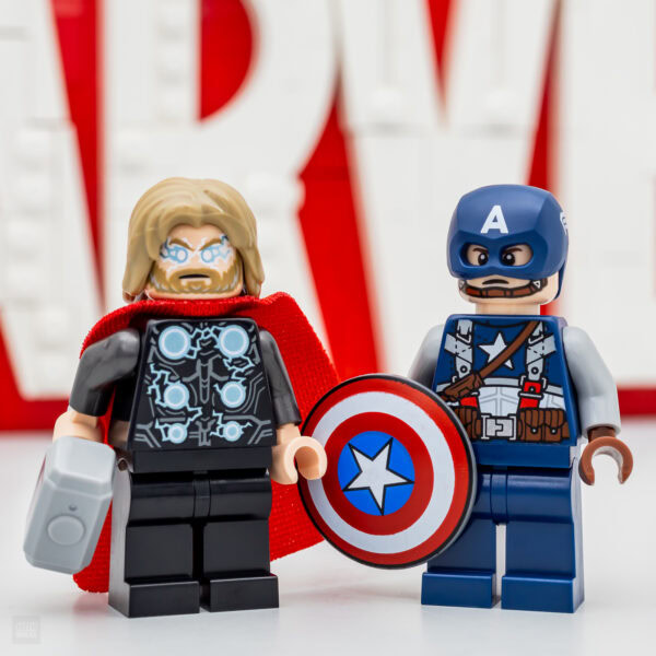 76313 lego marvel logo minifigures 13