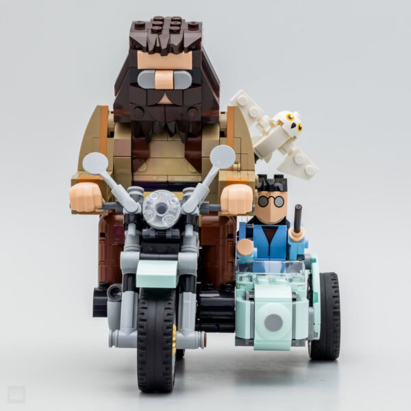 76443 lego harry potter hagrid harry motorcyle ride review 6